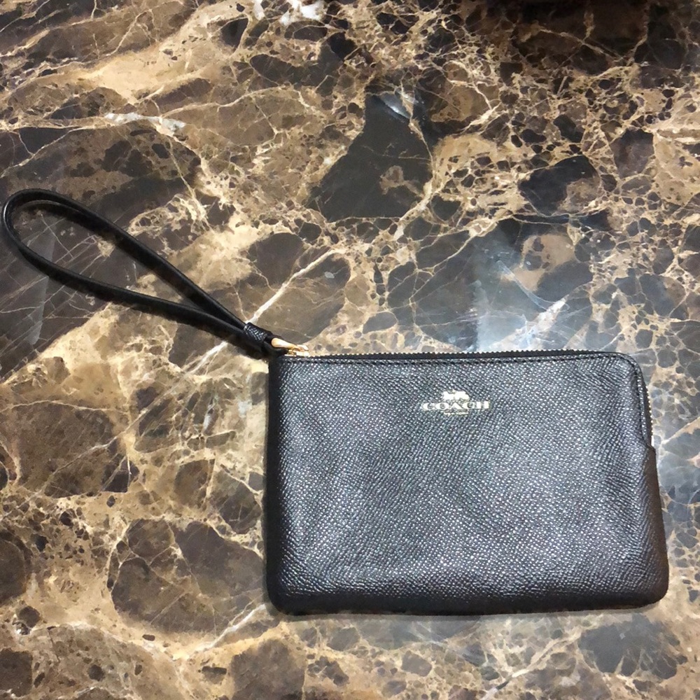 Coach wristlet brand new without tags